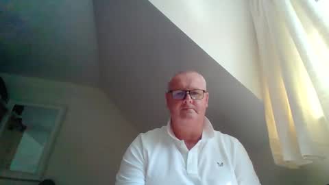 curiousax77 online show from April 21, 12:44 pm