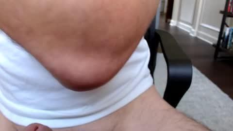 curiousbigcock24 online show from August 3, 5:20 pm