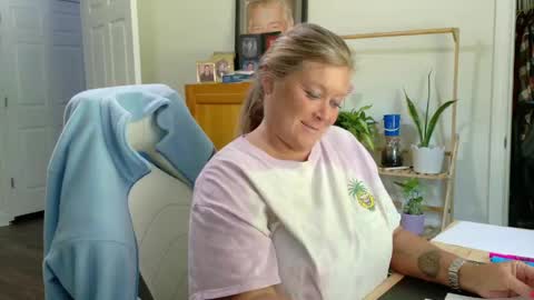curious couple online show from May 12, 7:36 pm