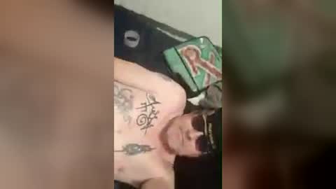 curiouslytight73 online show from August 14, 12:42 pm
