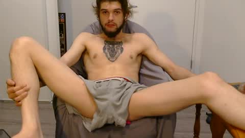 curiouss25 online show from July 13, 8:32 am