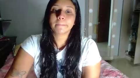 curiuscouplehot online show from June 12, 6:20 am