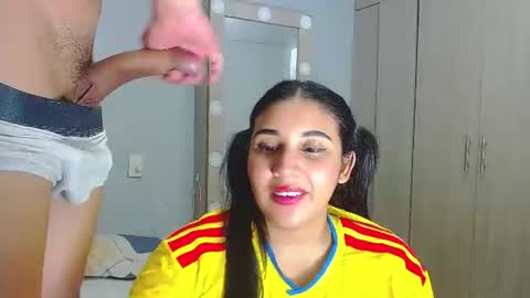 curiuscouplehot online show from June 23, 9:38 pm