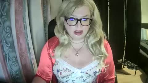 Shirley online show from May 29, 8:22 pm