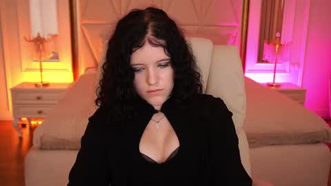 curly_cleo online show from August 5, 11:08 am