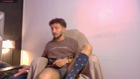 curly online show from May 12, 1:33 pm