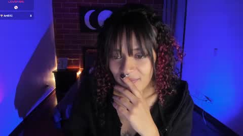 curly_scarlett69 online show from July 29, 3:35 am