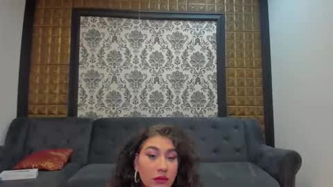 Dia Roxy online show from March 1, 4:53 am