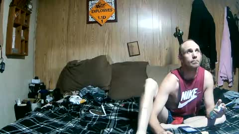 curtisrobert171 online show from June 17, 3:05 am