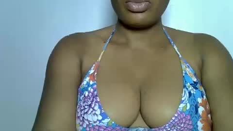 kelly online show from August 5, 10:19 pm