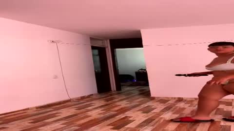 curvy_hot_luna online show from July 30, 4:47 pm
