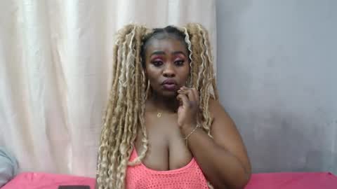 curvydarkfatass online show from August 2, 2:46 pm