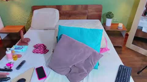 Danna online show from July 23, 8:44 pm