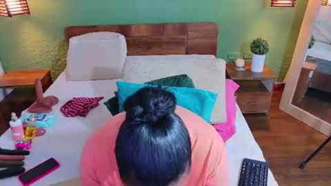 Danna online show from July 29, 6:37 pm