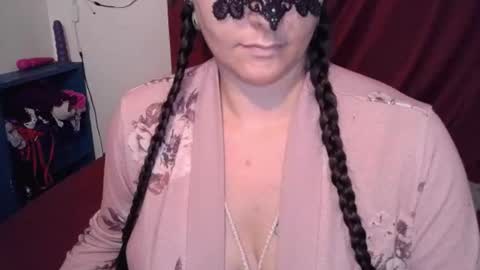 Celine Fawe online show from July 15, 8:10 pm