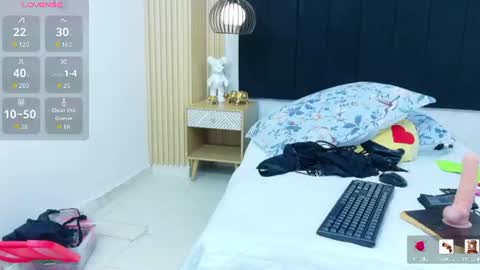 curvyhomebebe online show from August 7, 2:11 am
