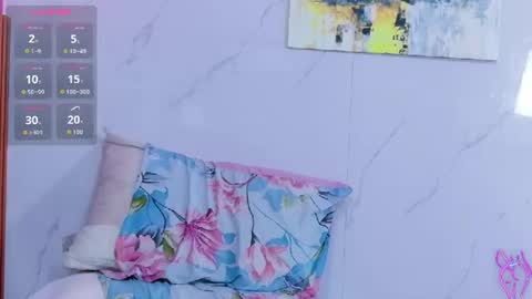 curvyhomebebe online show from August 7, 6:41 pm