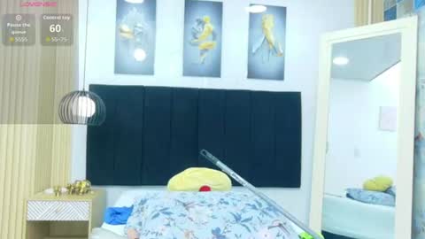 curvyhomebebe online show from August 15, 1:31 am