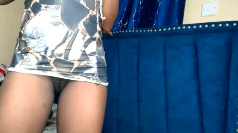 curvyjoan online show from June 3, 10:19 am