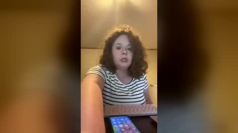 dahlia -kim online show from August 12, 12:57 am