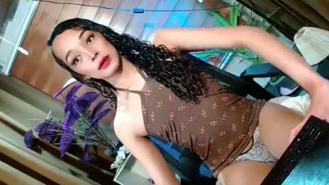 BBY CURLYHANNA online show from August 8, 11:21 am
