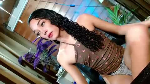BBY CURLYHANNA online show from August 8, 12:27 pm