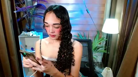BBY CURLYHANNA online show from August 9, 1:23 pm