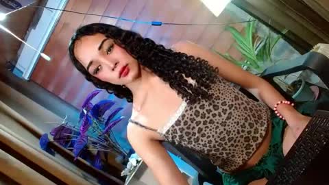 BBY CURLYHANNA online show from August 9, 6:53 pm