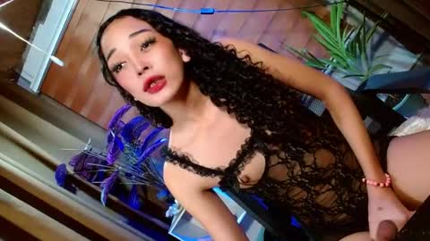 BBY CURLYHANNA online show from August 10, 6:42 pm