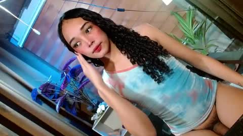 BBY CURLYHANNA online show from August 11, 1:57 pm