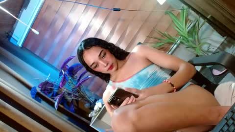 BBY CURLYHANNA online show from August 11, 5:15 pm