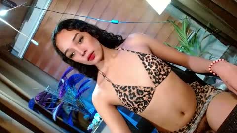 BBY CURLYHANNA online show from August 14, 1:37 pm