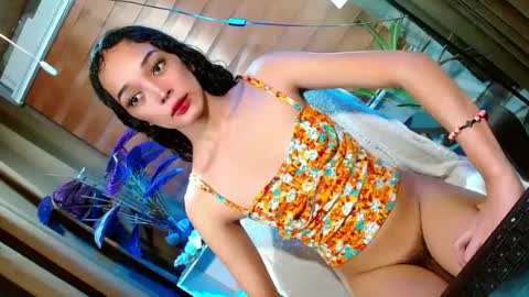 BBY CURLYHANNA online show from August 15, 1:59 pm