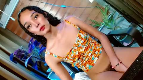 BBY CURLYHANNA online show from August 15, 3:38 pm