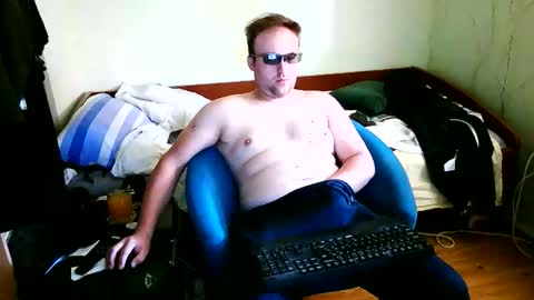 cute69696969 online show from April 26, 1:40 pm