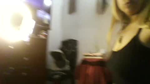 cute___hecate___ online show from July 17, 5:29 am