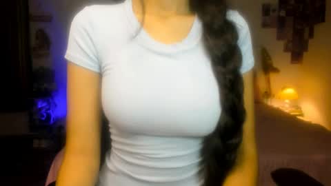 Alisha online show from August 10, 3:46 pm