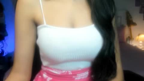 Alisha online show from August 11, 6:10 pm