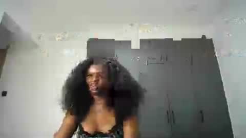 Liya online show from September 2, 7:16 pm
