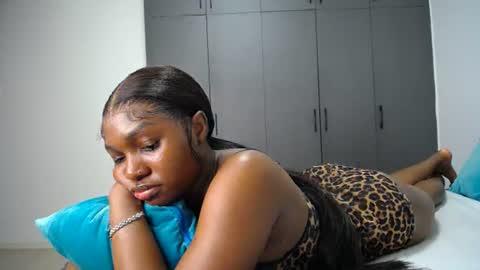 Liya online show from September 8, 11:01 pm
