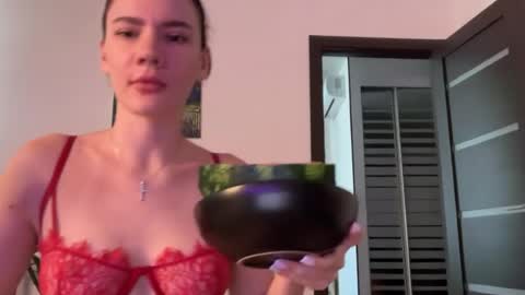cute_bubbles online show from July 18, 4:08 pm