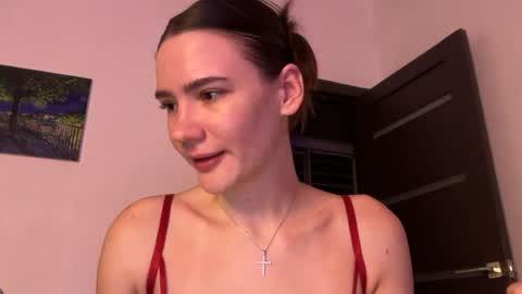 cute_bubbles online show from July 18, 8:43 pm