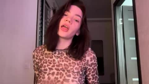 cute_bubbles online show from July 31, 2:23 pm