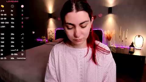 Caroline online show from August 7, 2:11 am
