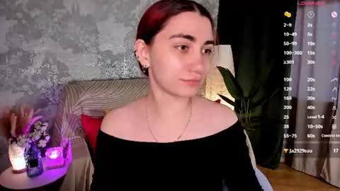 Caroline online show from August 12, 5:21 am