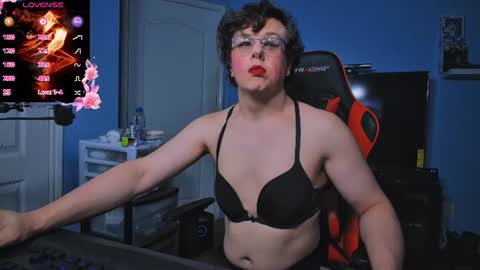 cute_doll_vanessa online show from July 22, 8:17 am
