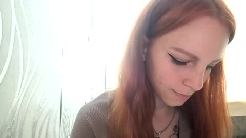 cute_foxis online show from July 7, 3:49 pm