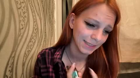 cute_foxis online show from July 17, 10:10 pm
