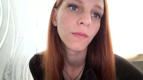 cute_foxis online show from July 20, 4:54 pm