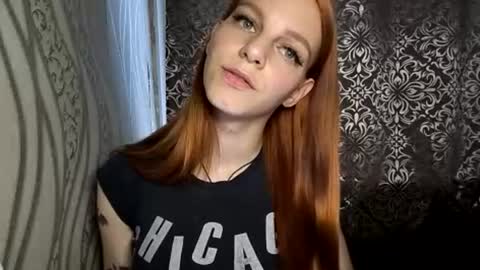 cute_foxis online show from July 23, 6:54 pm